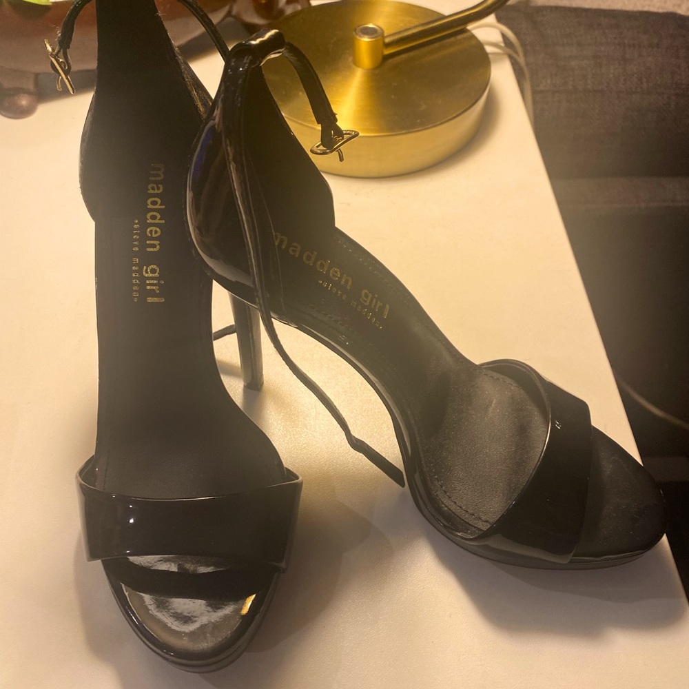 Black patent heels